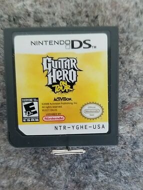 Nintendo DS Guitar Heroine On Tour, Yellow & White Label